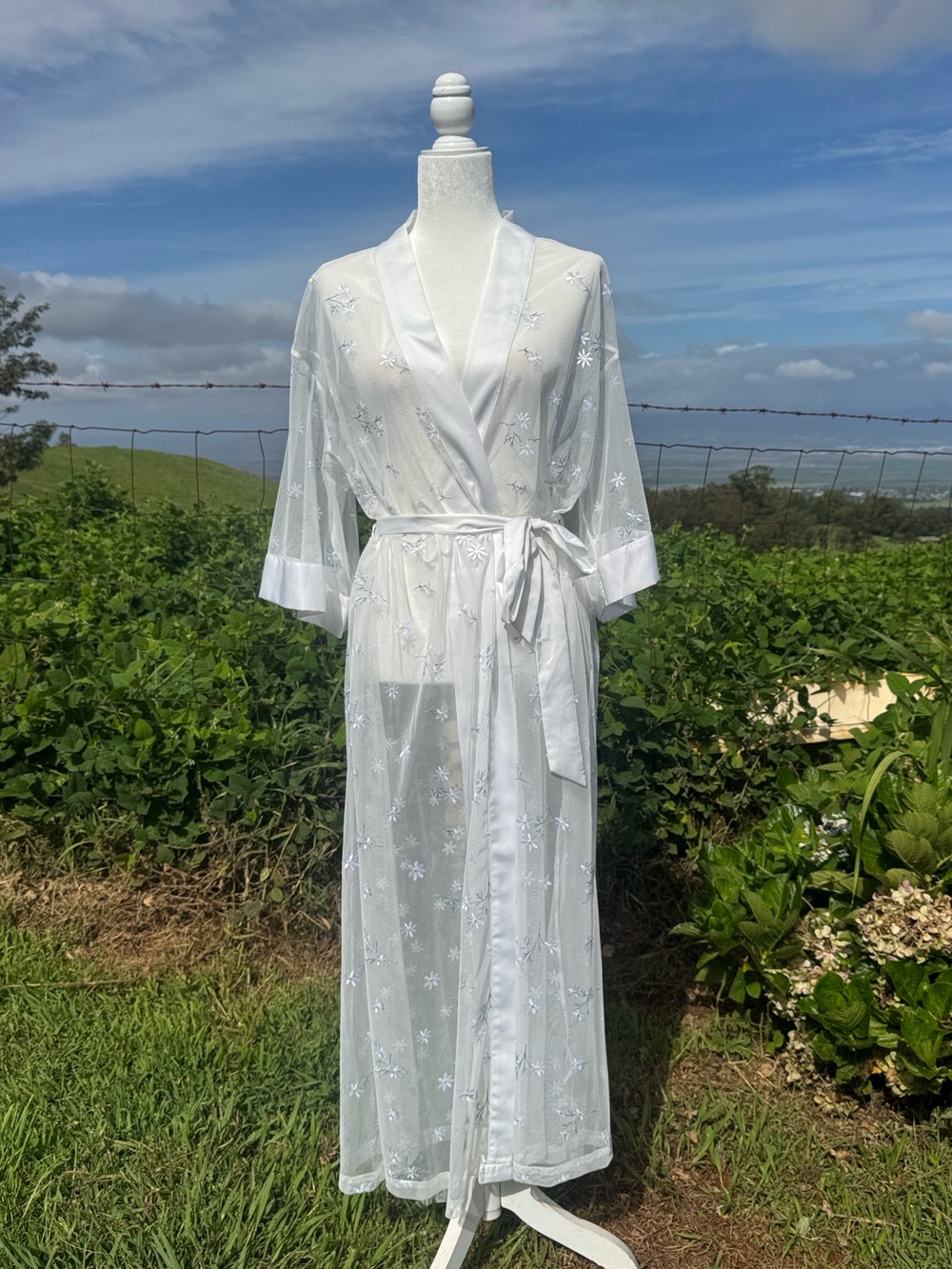 INC White Daisy Embroidered Sheer Chiffon Kimono Sleeve Cottage Robe Large